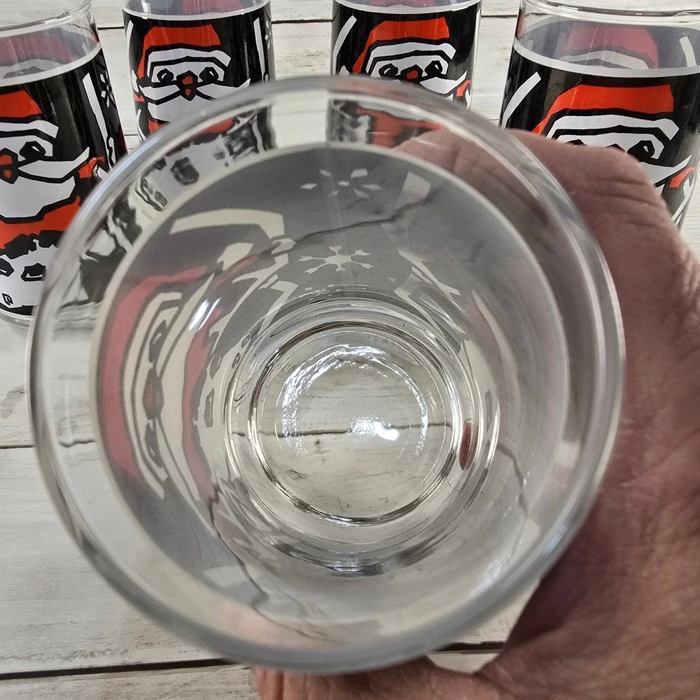 Vintage Santa Claus/Reindeer Juice Glasses Set of 5 Christmas Holiday Red‎ Black